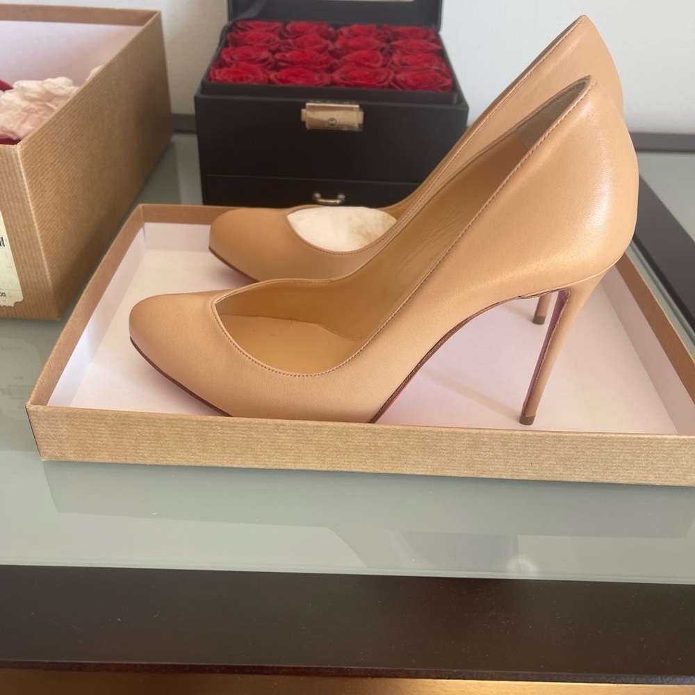 Christian Louboutin Nude Breche 100 Nappa Shiny Pumps size 6.5